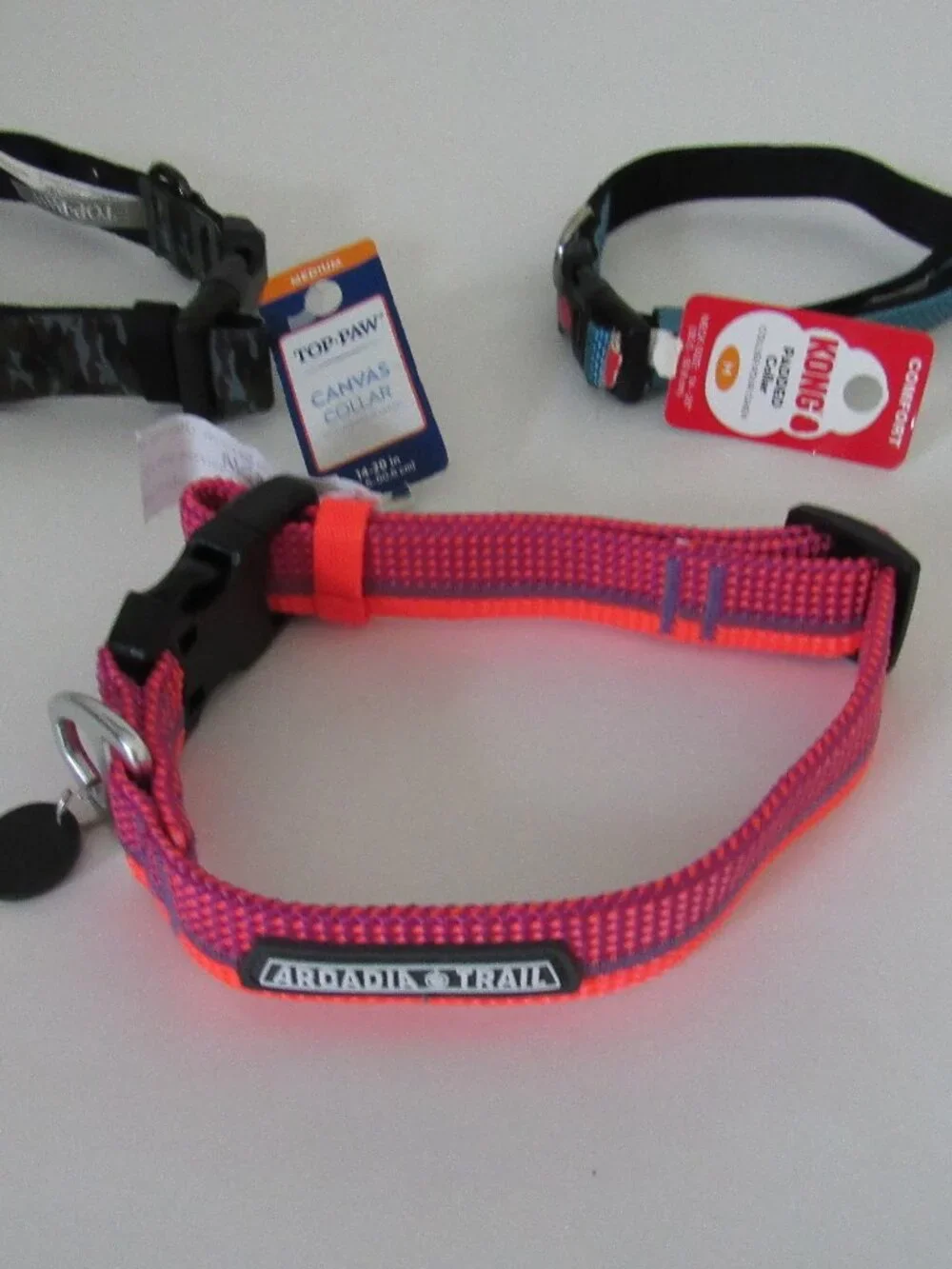 NEW MEDIUM SIZE ADJUSTABLE DOG COLLARS- CHOOSE FROM KONG, ACADIA, OR TOP PAW